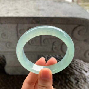 冰种晴水翡翠手镯